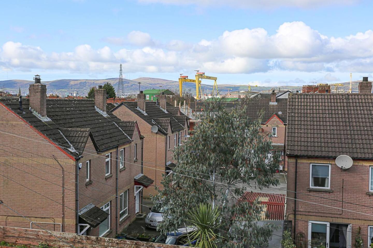 Gateway Abode Near City Centre W Street Parking * Belfast
