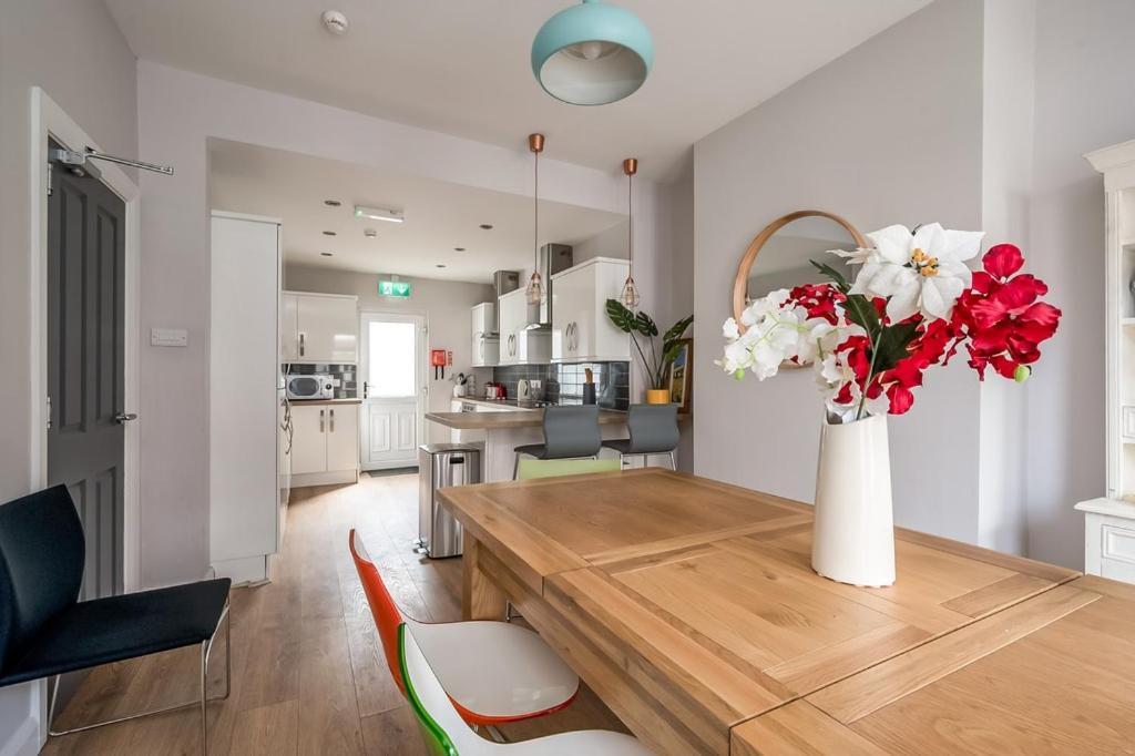 Cavehill House Holiday home