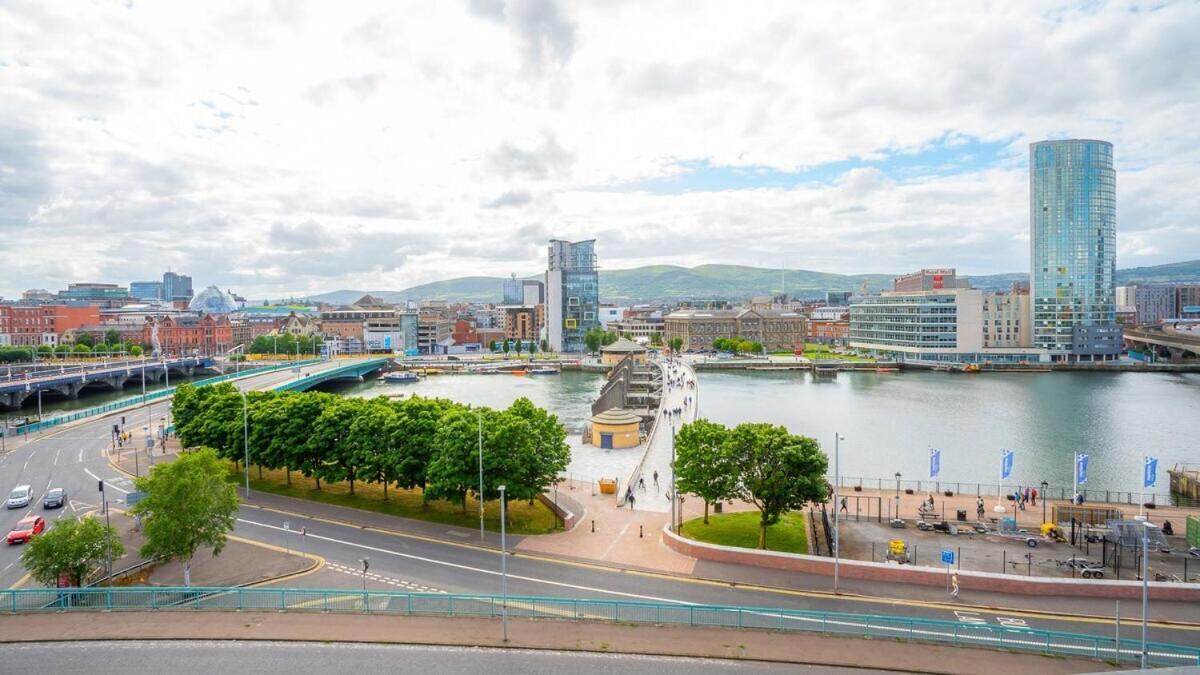 Apartment 3 Bdr Centre Penthouse By Breaks *