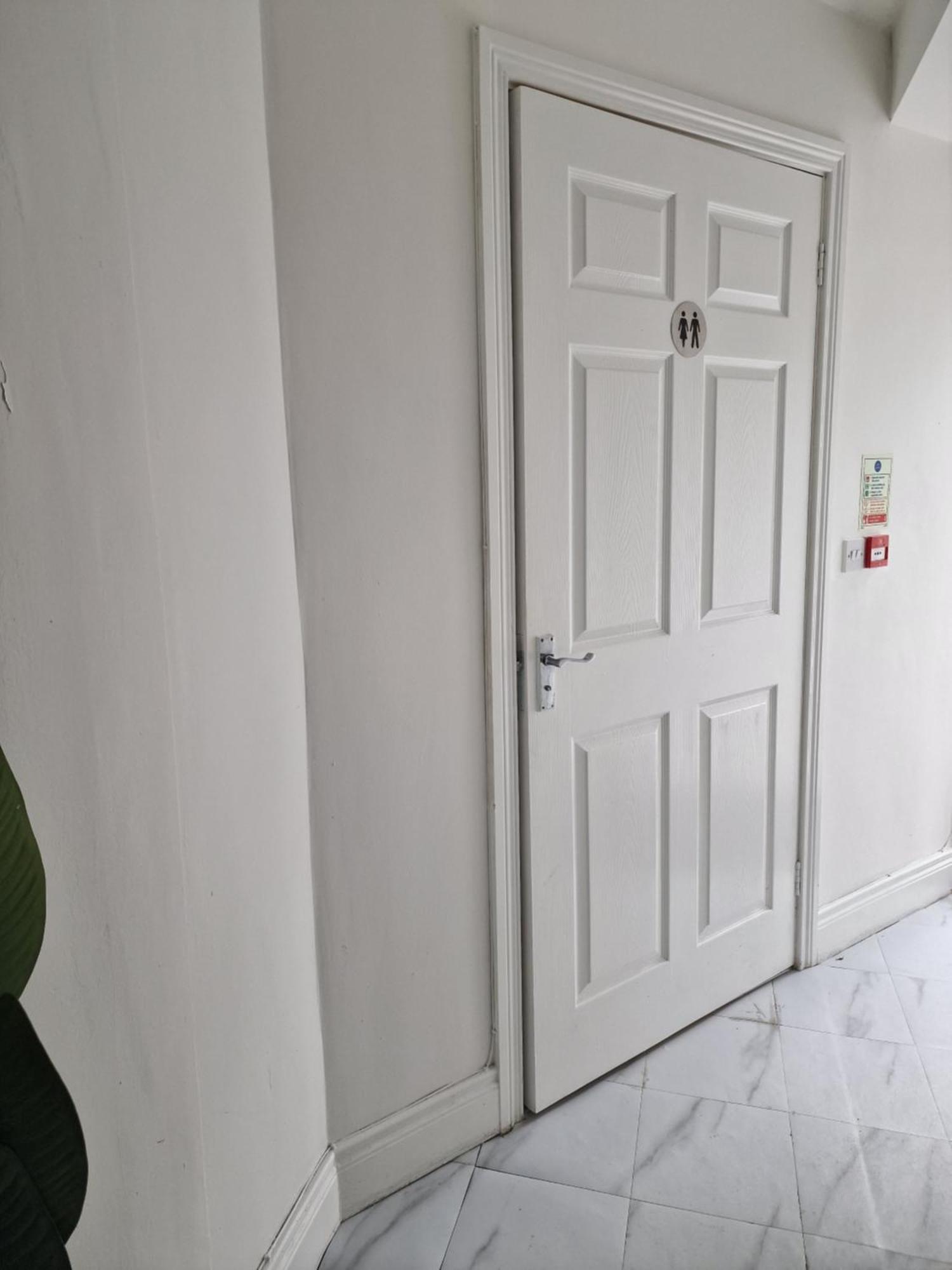 Aunty Katie'S House, Ni Tourist Board Certified & Located On The Main Oldpark Road To Belfast, With Free Continental Breakfast & Free Ultra Fast Sky Internet, Free Sky Sports & Free Sky Cinema, Self-Check In After 10Pm Gmt Hostel Belfast