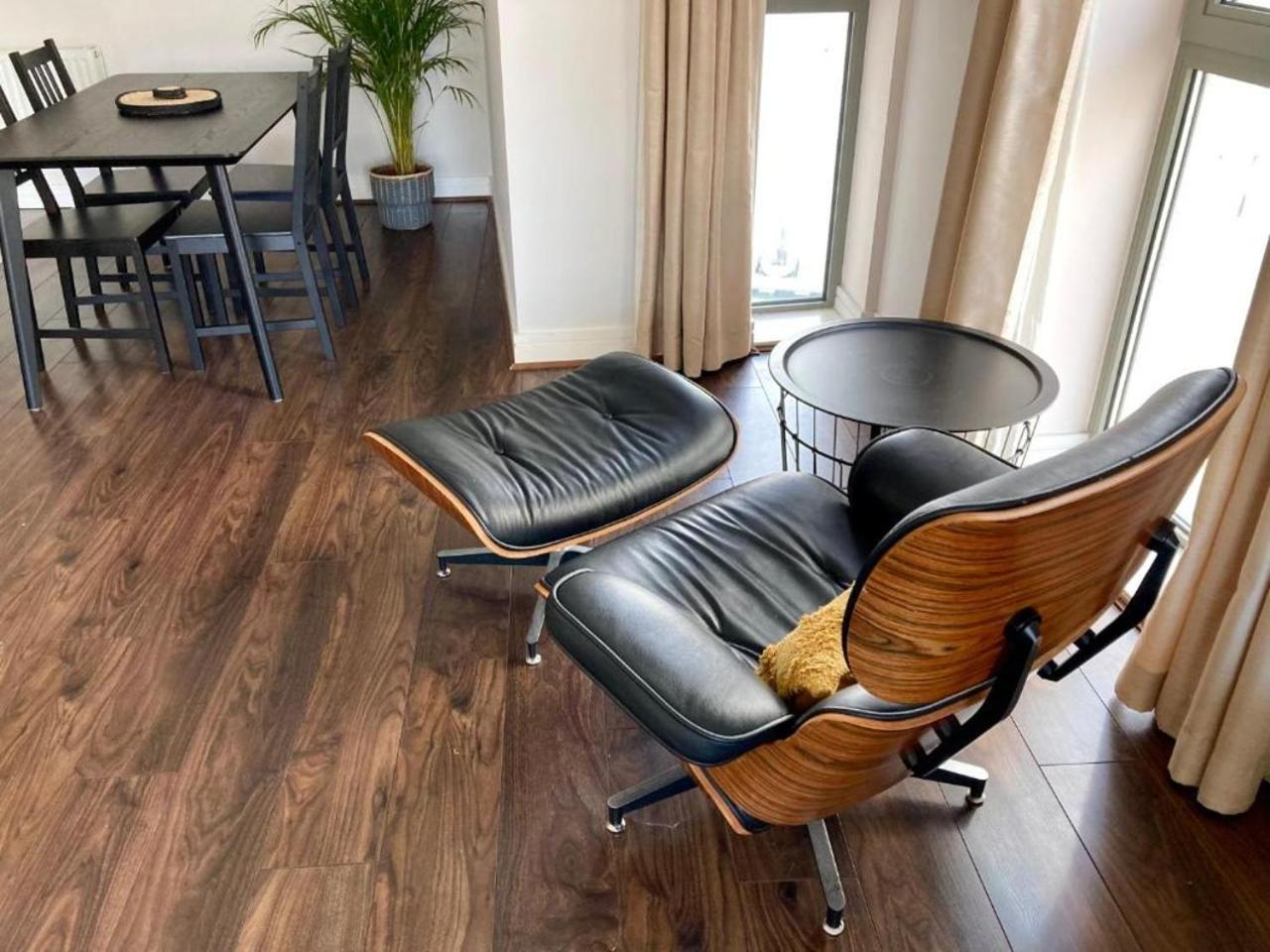 Hamilton Road Apartment