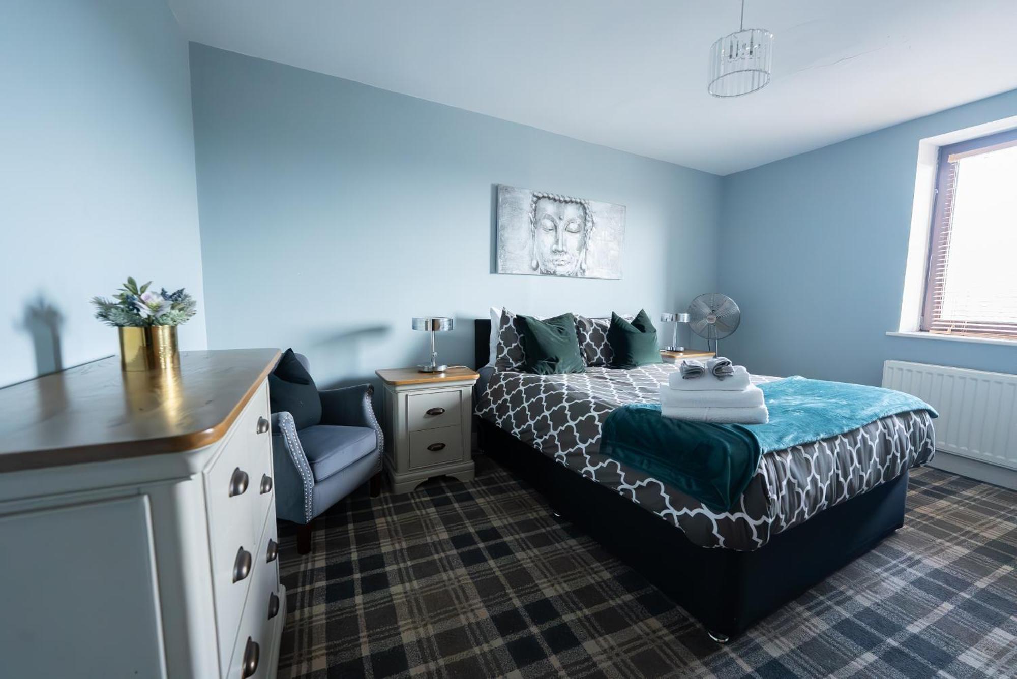 Apartment Hall Penthouse Duplex - Incredible Views & Sleeps 8 & Balcony & Very Modern And Spacious Belfast