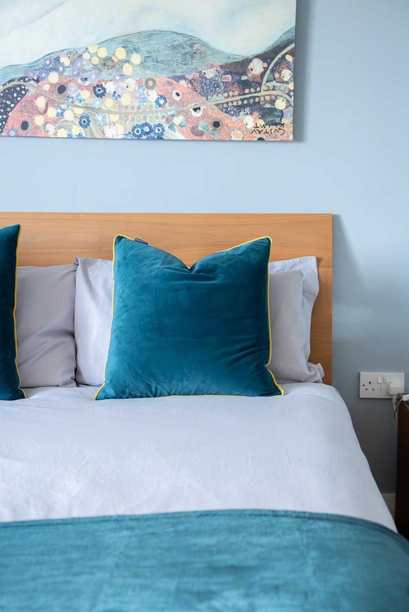 Apartment Hall Penthouse Duplex - Incredible Views & Sleeps 8 & Balcony & Very Modern And Spacious Belfast