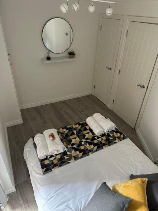 Modern 1-bed Apartment *