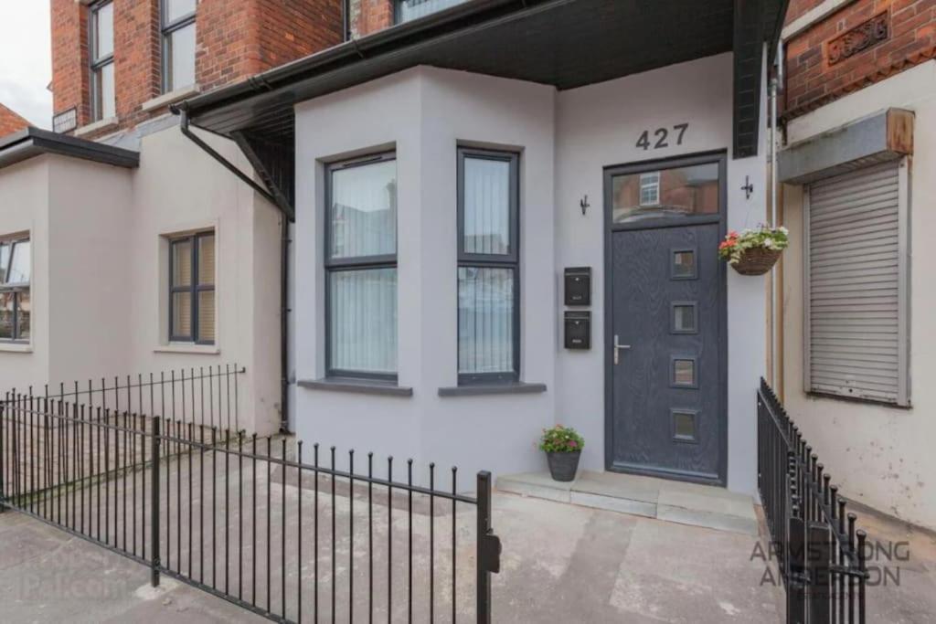 Apartment Modern 1-bed Belfast