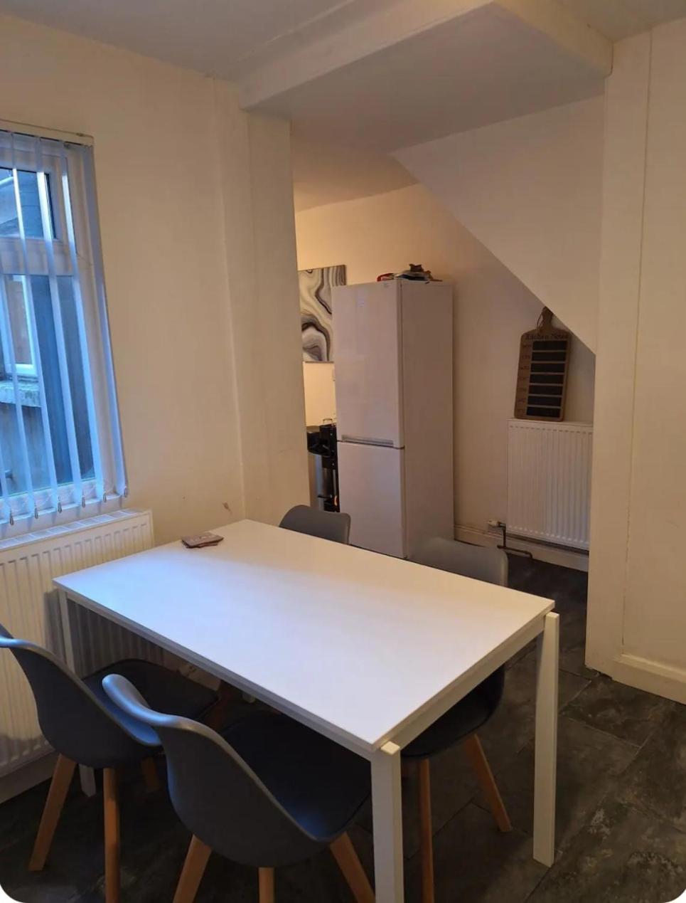 Private On Donegall Road In Guest house Belfast