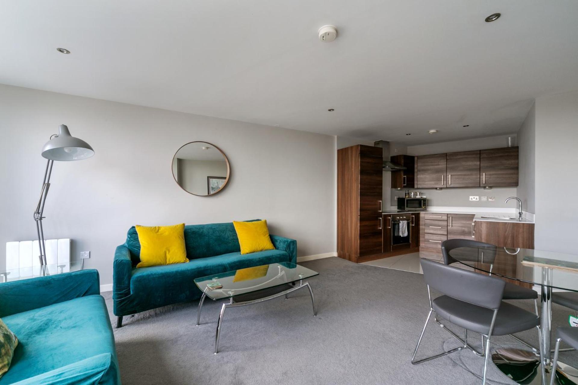 Skyline Apartment