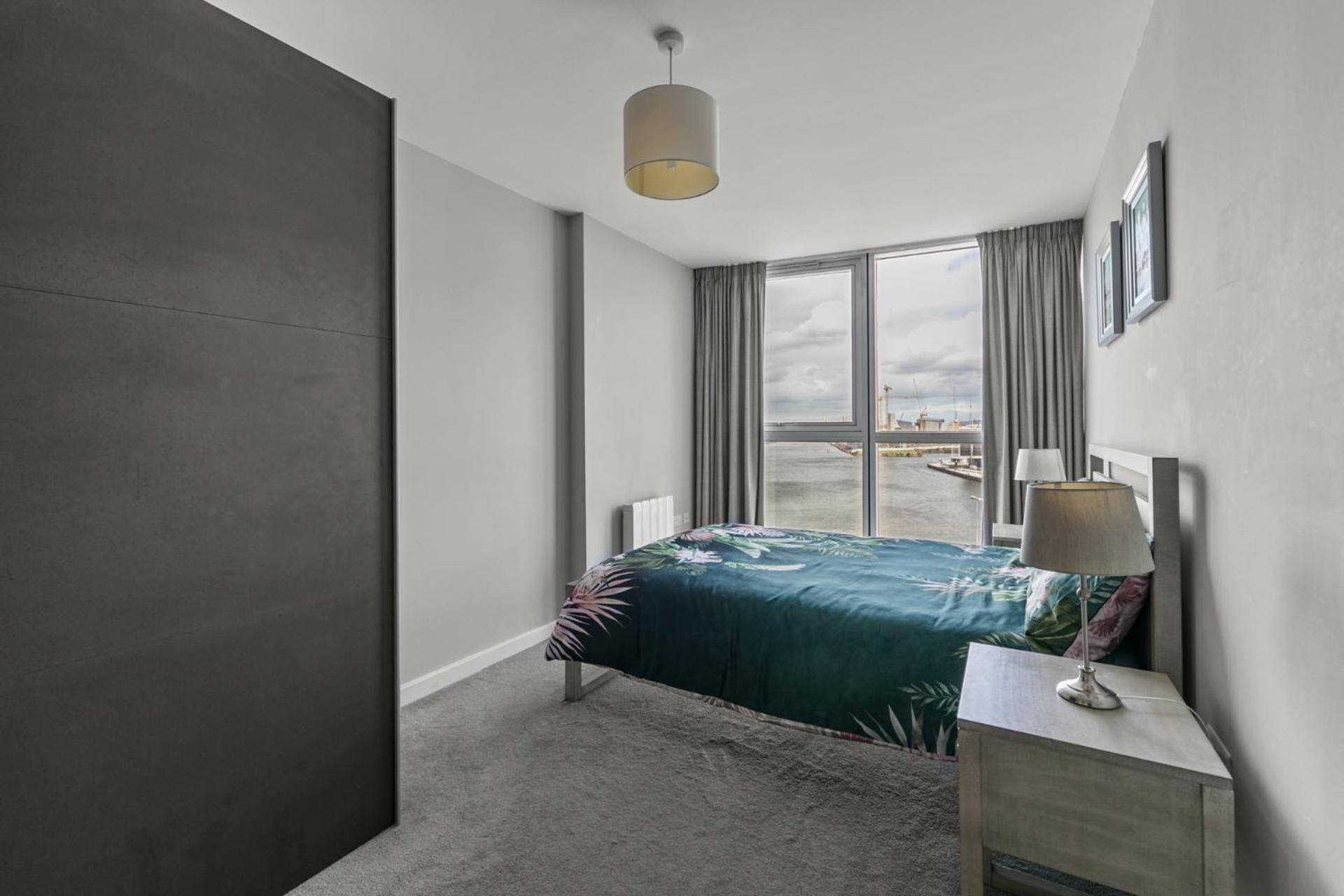Skyline Apartment