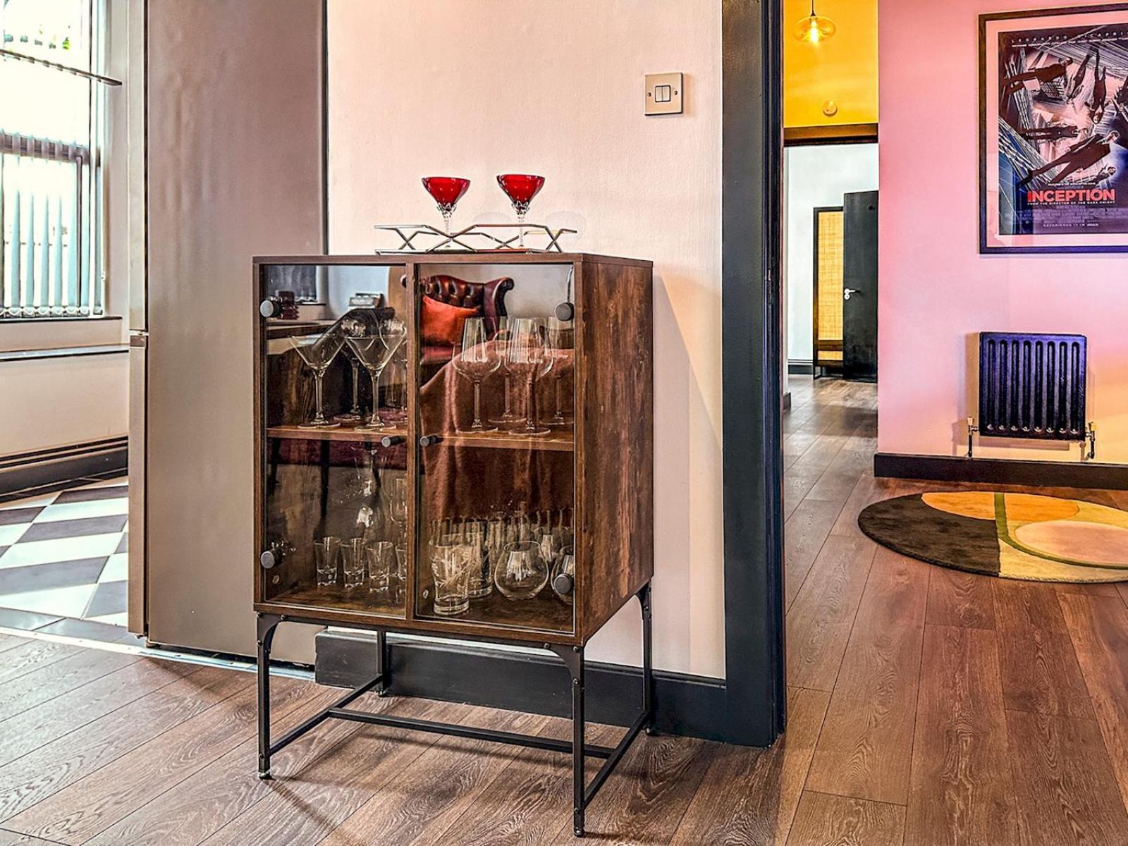 Pass The Keys Luxury 2br 5 Minutes From Centre Apartment