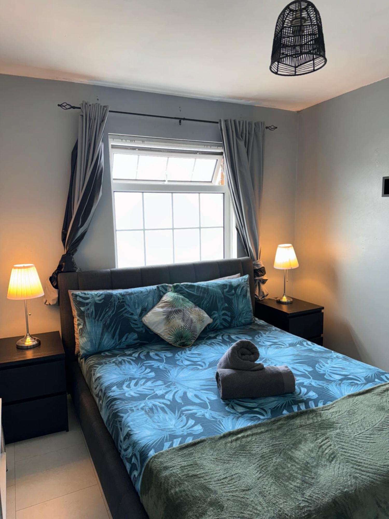 Homestay House Near To Castlecourt Shopping *