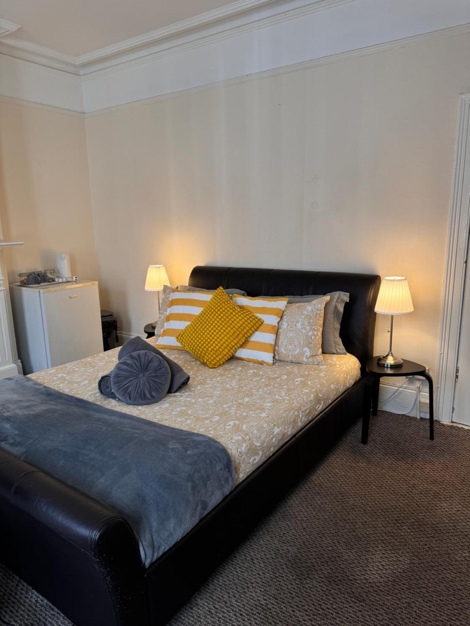 House In Antrim Road Guest house Belfast
