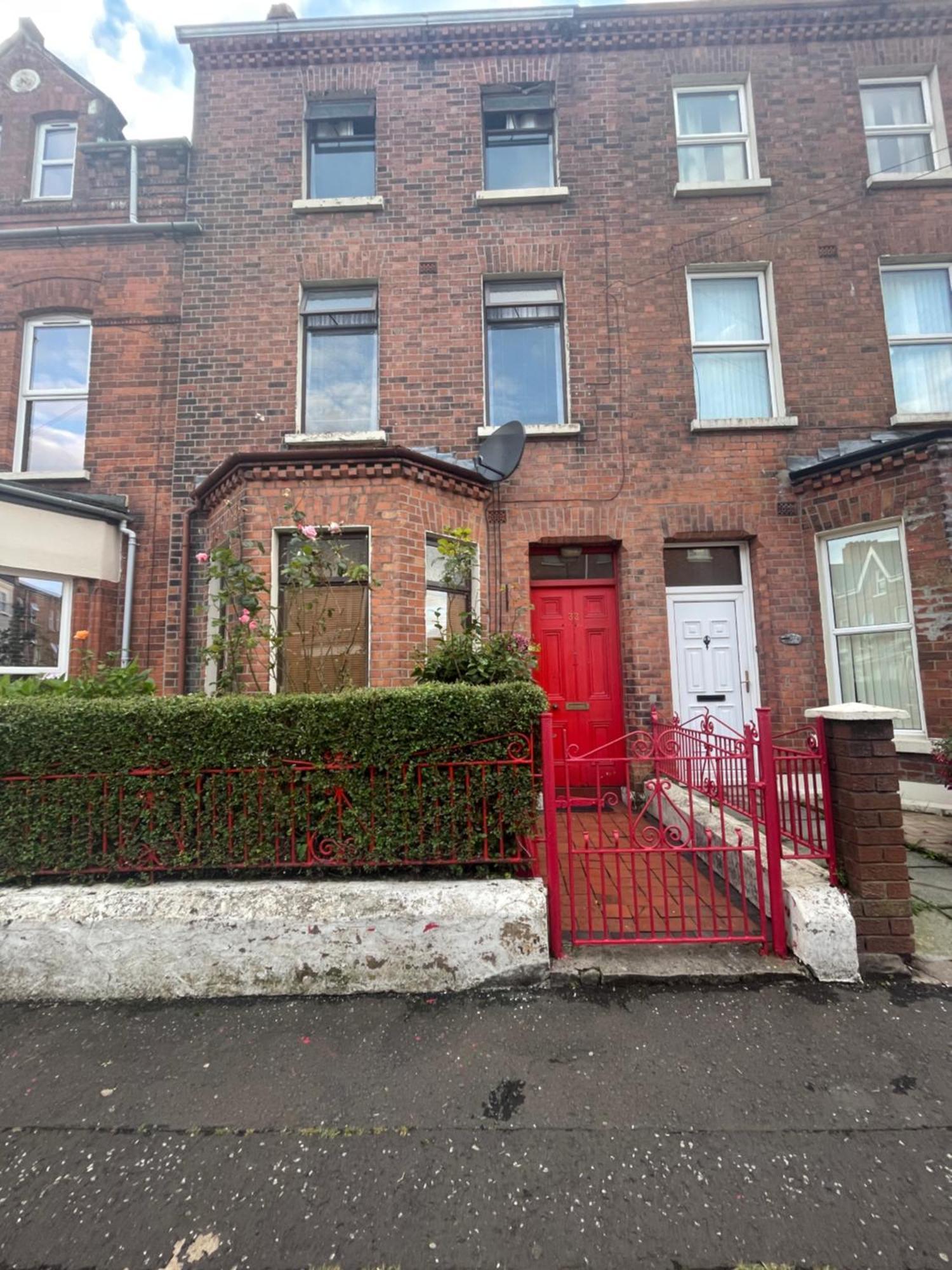 House In Antrim Road Guest house