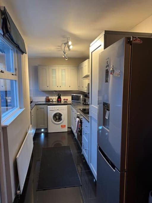 Stylish, Spacious And Central 4 Bedroom House