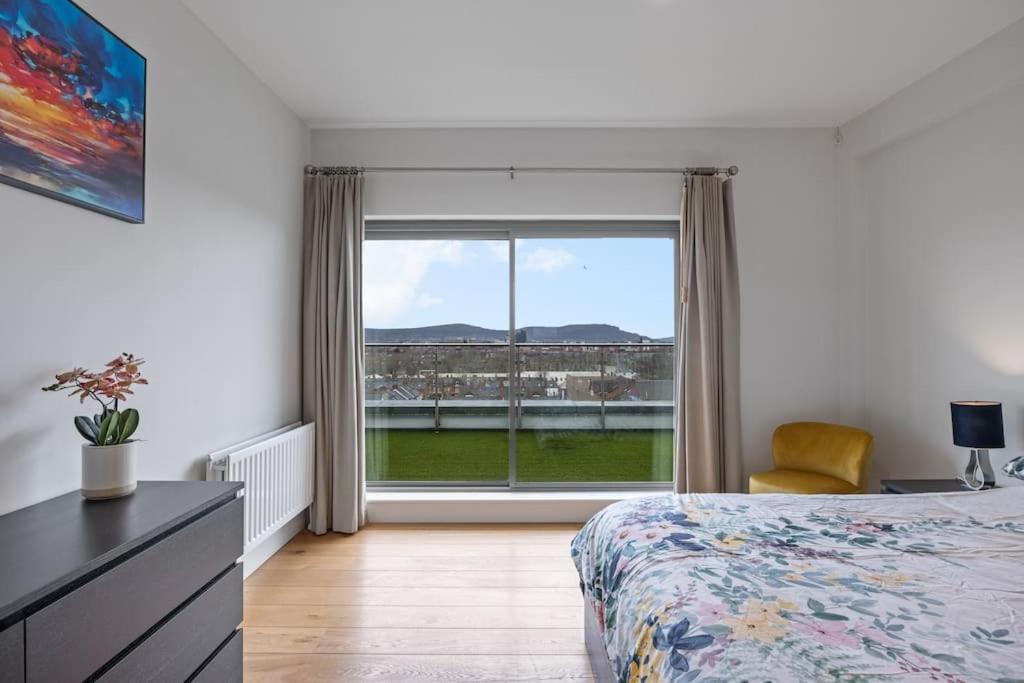 Free Parking - Luxury Penthouse *