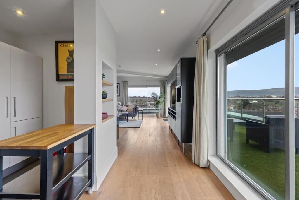 Free Parking - Luxury Penthouse *