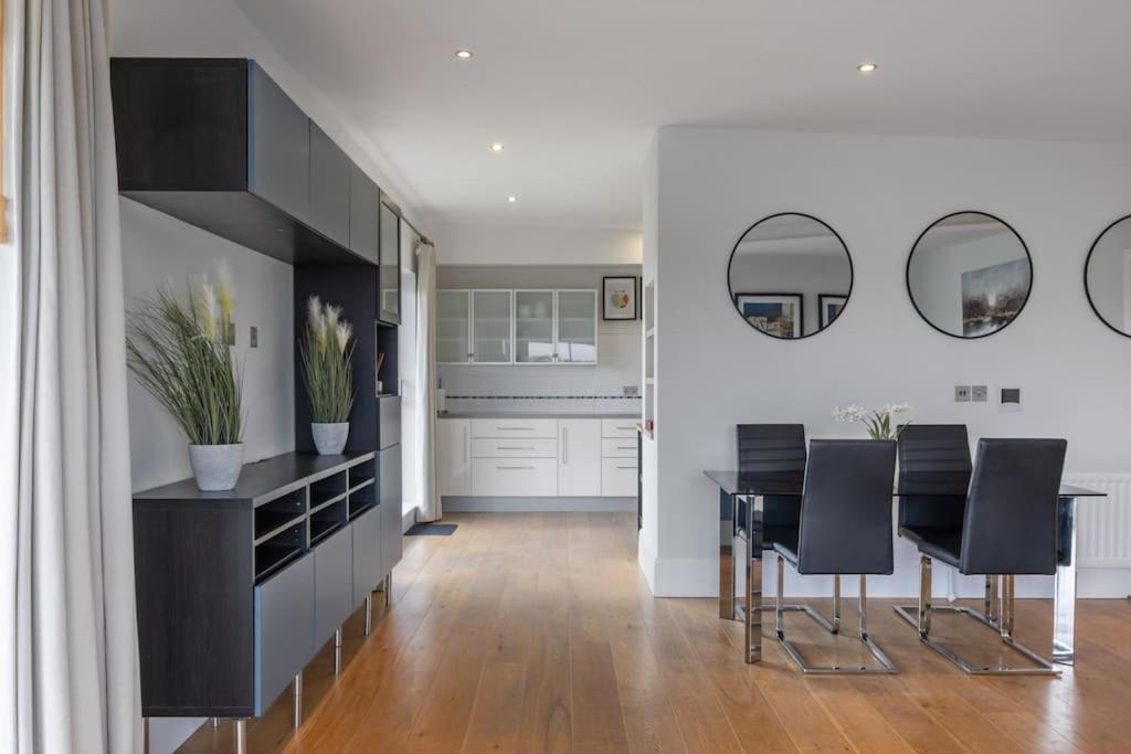 Free Parking - Luxury Penthouse