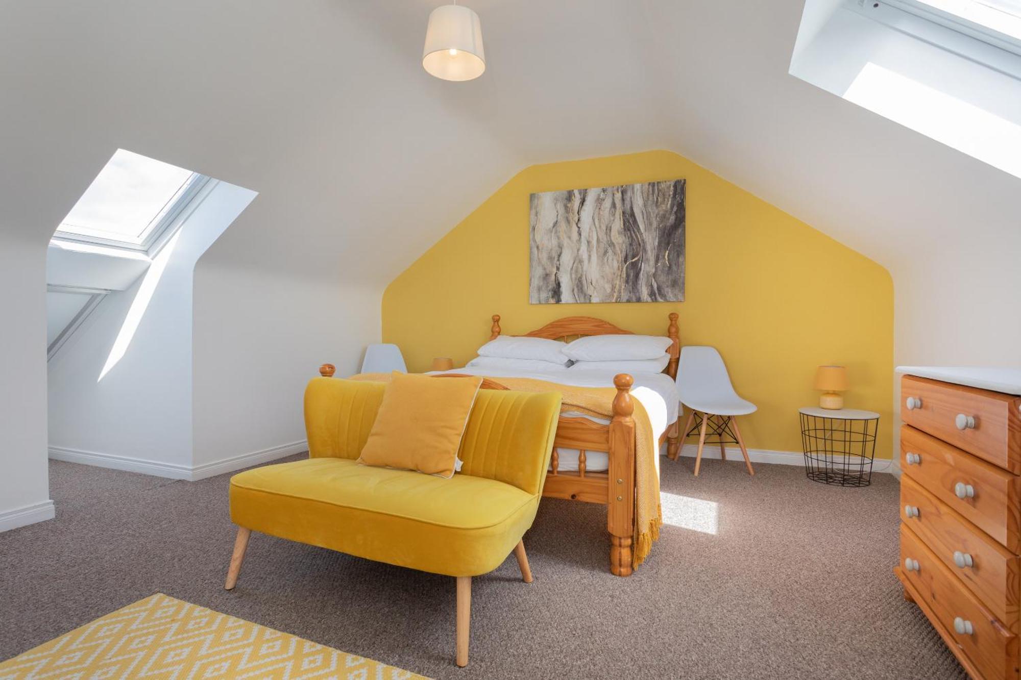 Ardenlee - Stylish 3 Bed Close To City, Parking And Wifi Apartment