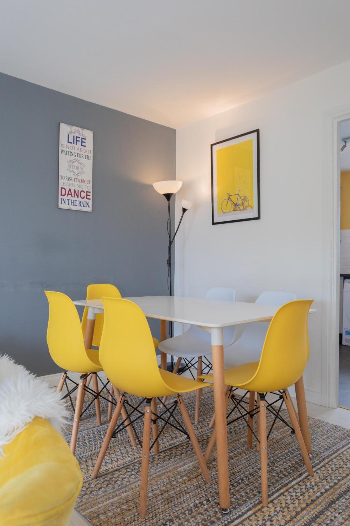 Apartment Ardenlee - Stylish 3 Bed Close To City, Parking And Wifi *