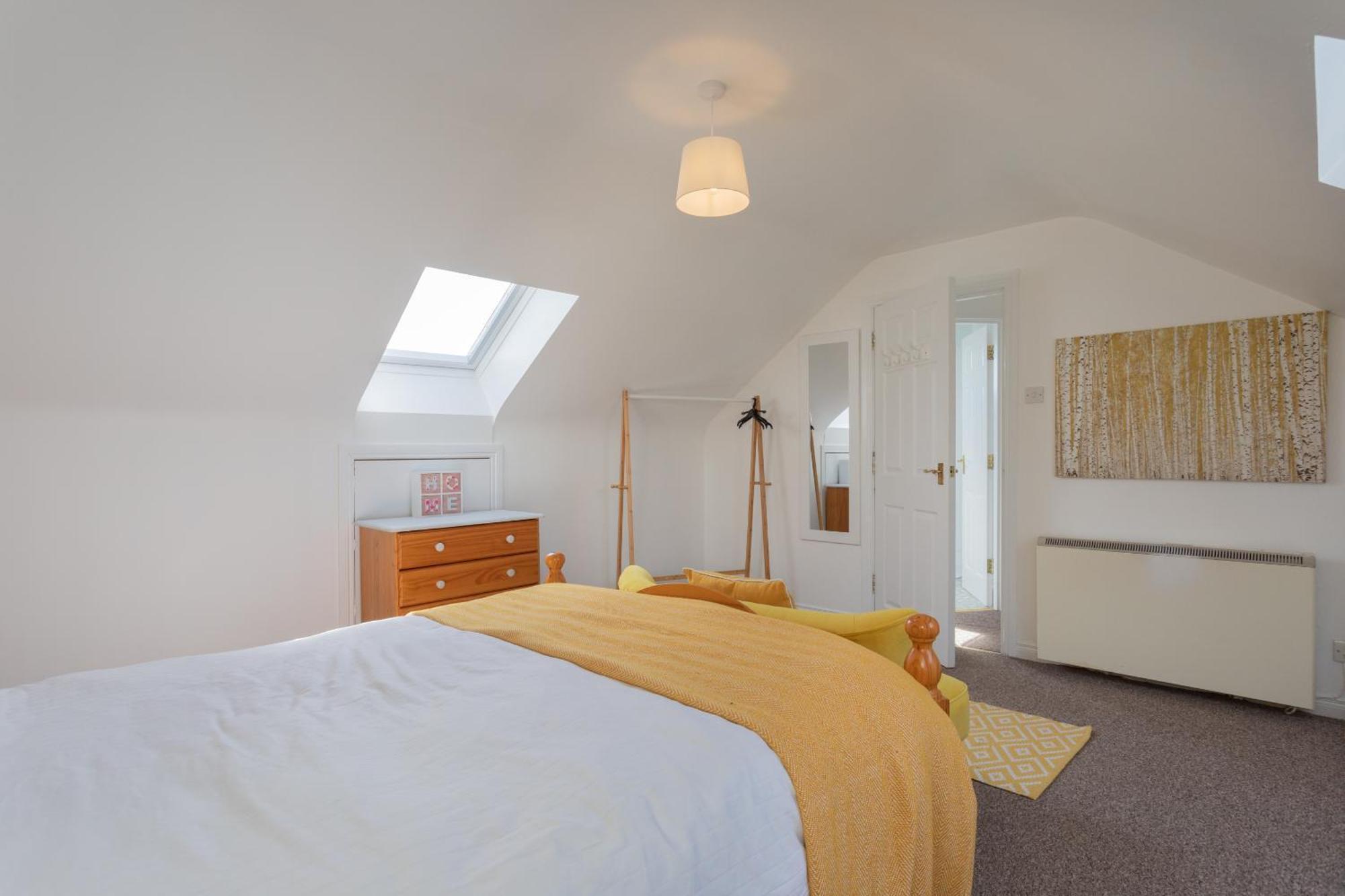 Ardenlee - Stylish 3 Bed Close To City, Parking And Wifi