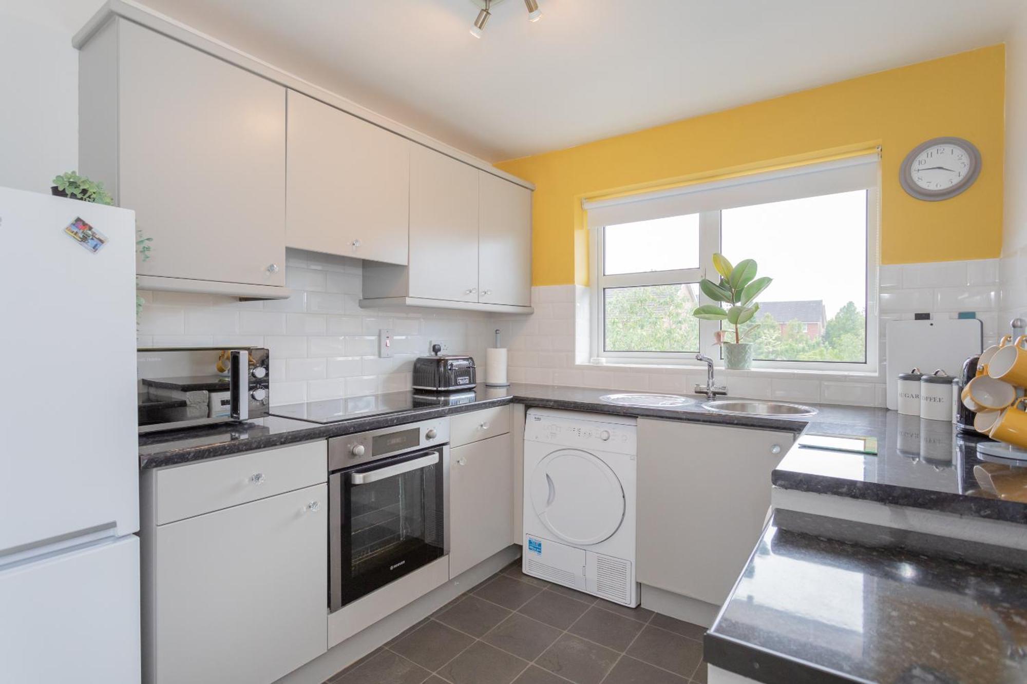 Ardenlee - Stylish 3 Bed Close To City, Parking And Wifi Apartment Belfast