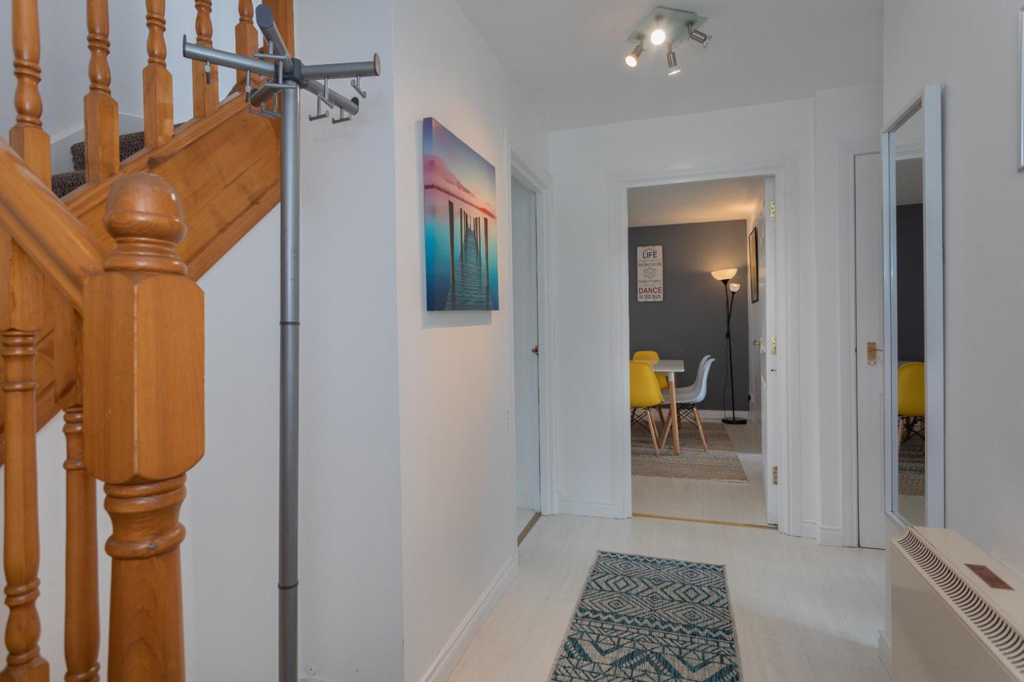 Apartment Ardenlee - Stylish 3 Bed Close To City, Parking And Wifi *