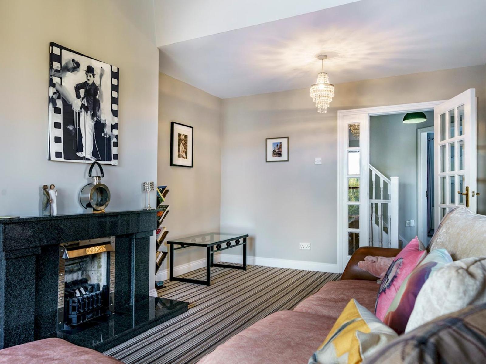 Pass The Keys Beautiful 3-bed Riverside Townhouse W Parking * Belfast