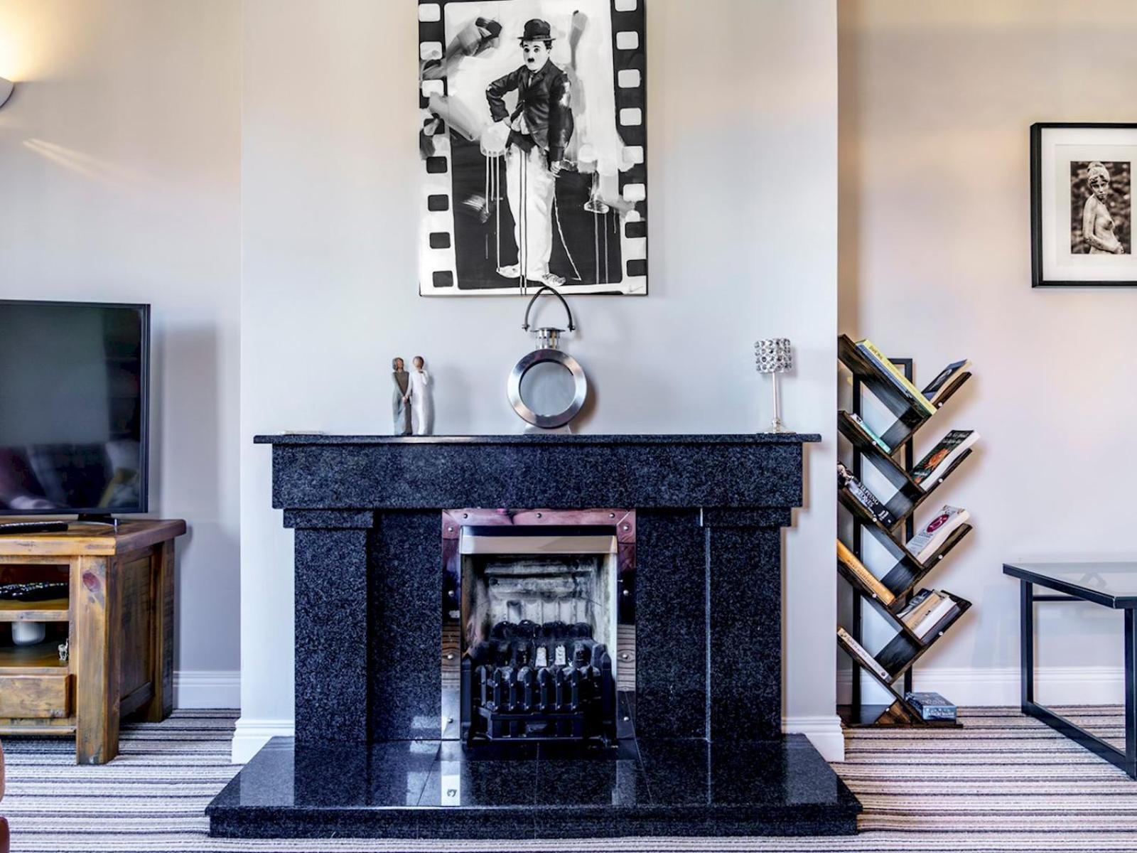 Pass The Keys Beautiful 3-bed Riverside Townhouse W Parking *