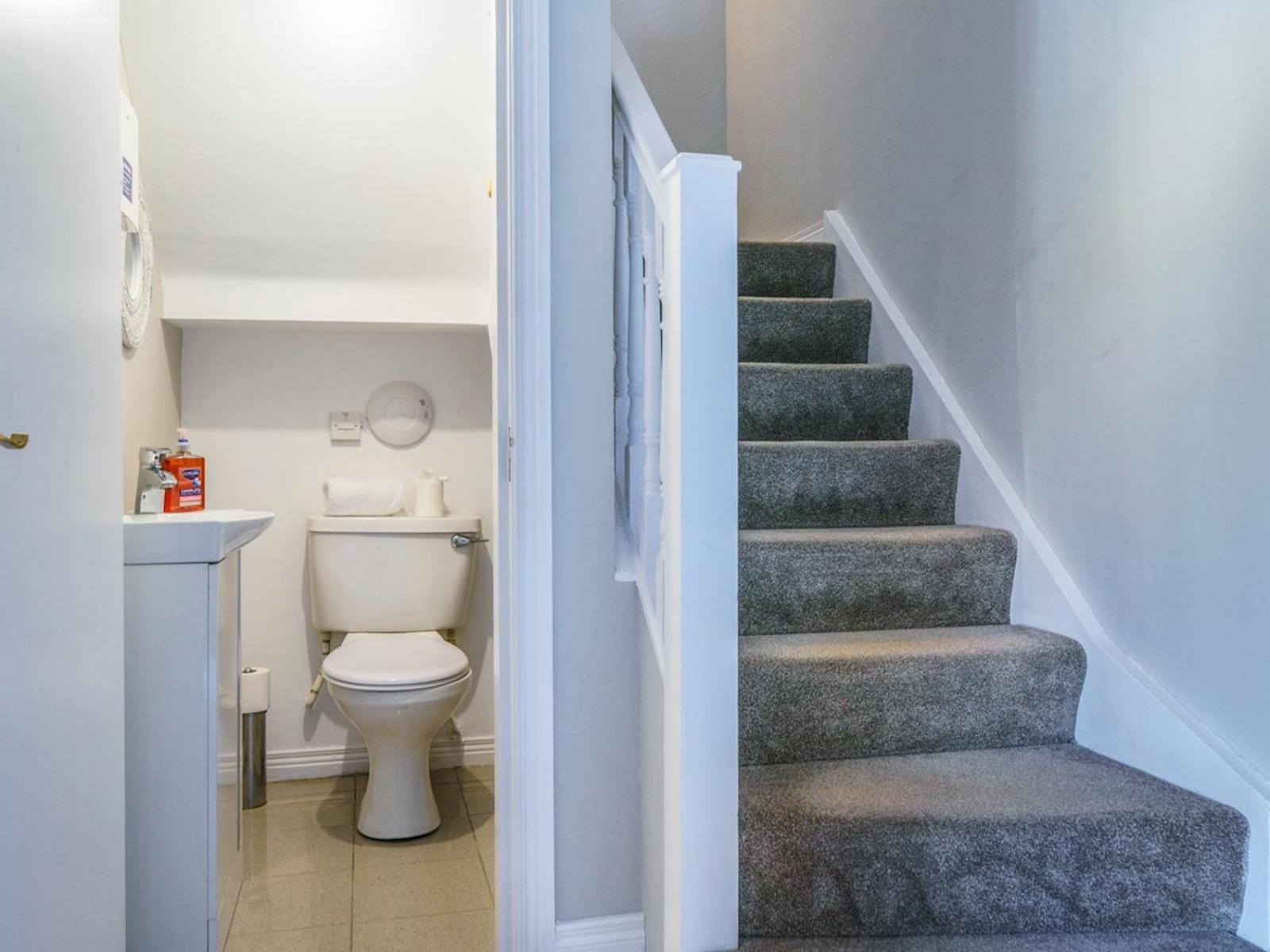 Pass The Keys Beautiful 3-bed Riverside Townhouse W Parking * Belfast