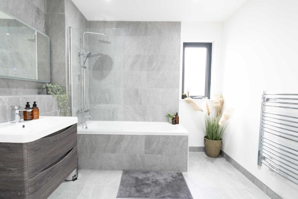 Luxury 5 Min To Centre * Belfast