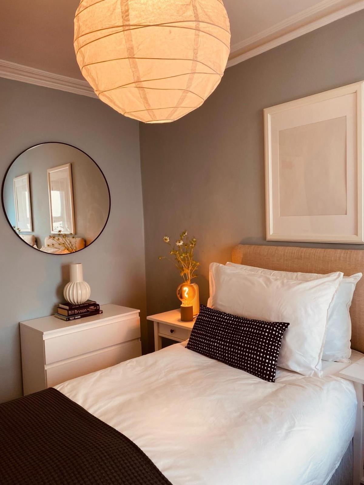 4br Spacious Home- 5 Mins To City- Free Secure Parking Belfast