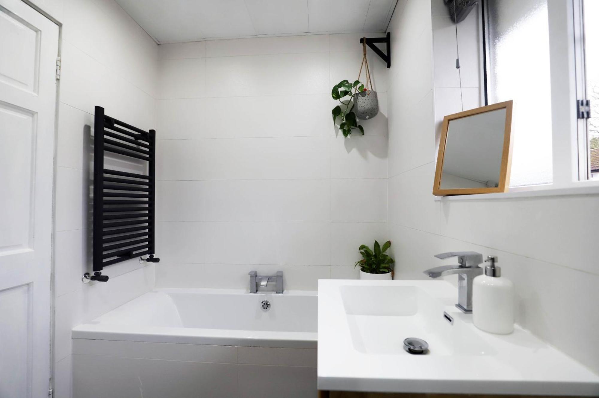 Modern Close To Airport *