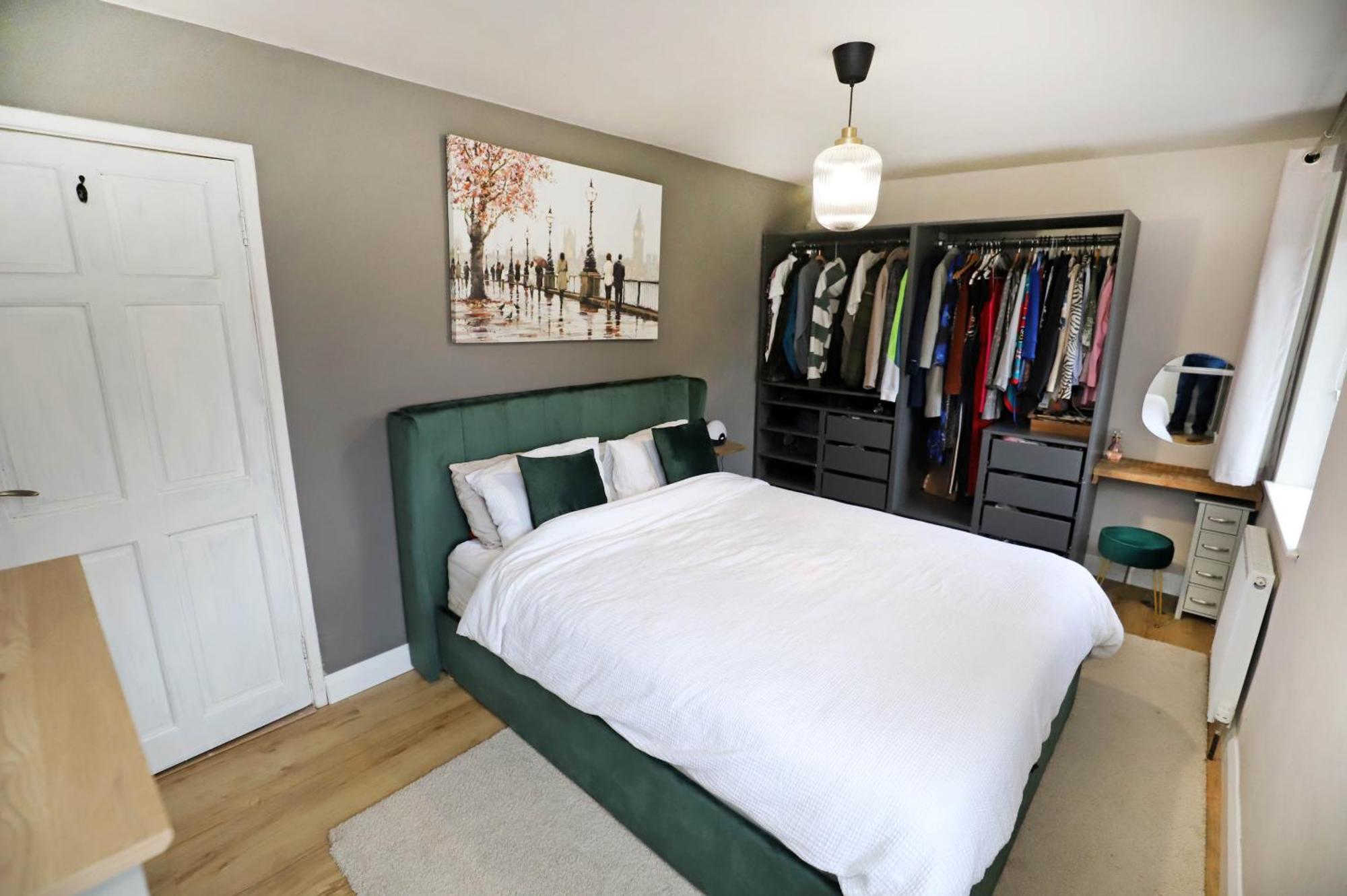 Modern Close To Airport Belfast