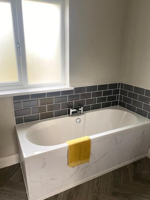 Fully Refurbished House Holiday home