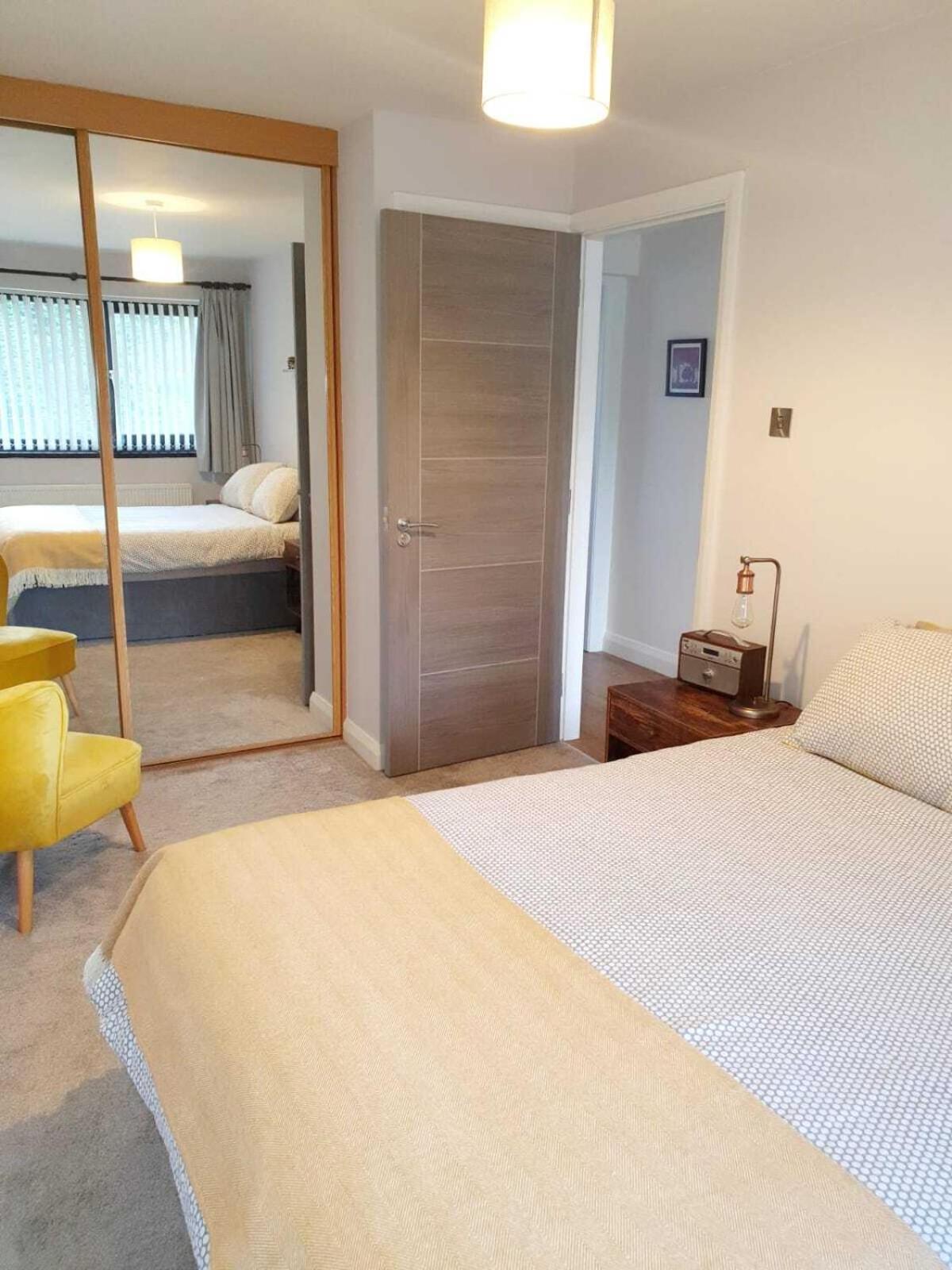 New Lisburn Road - Free Parking Apartment