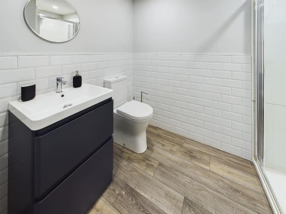 Modern 2 Bed Off Lisburn Road