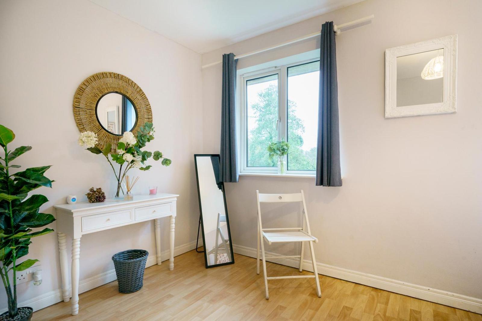 Close To City Centre Stylish 3 Bedroom House