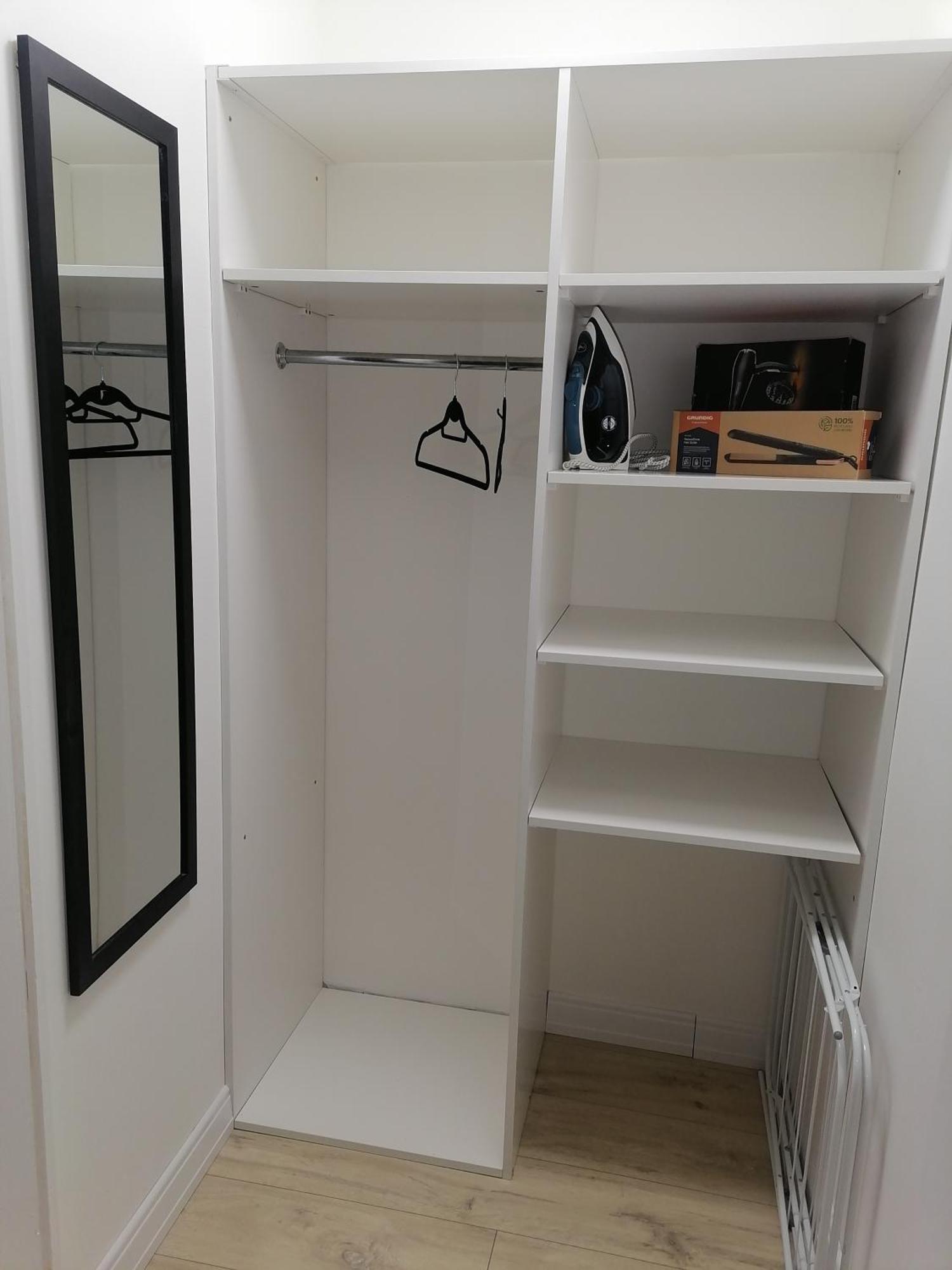 Lemon Apartment