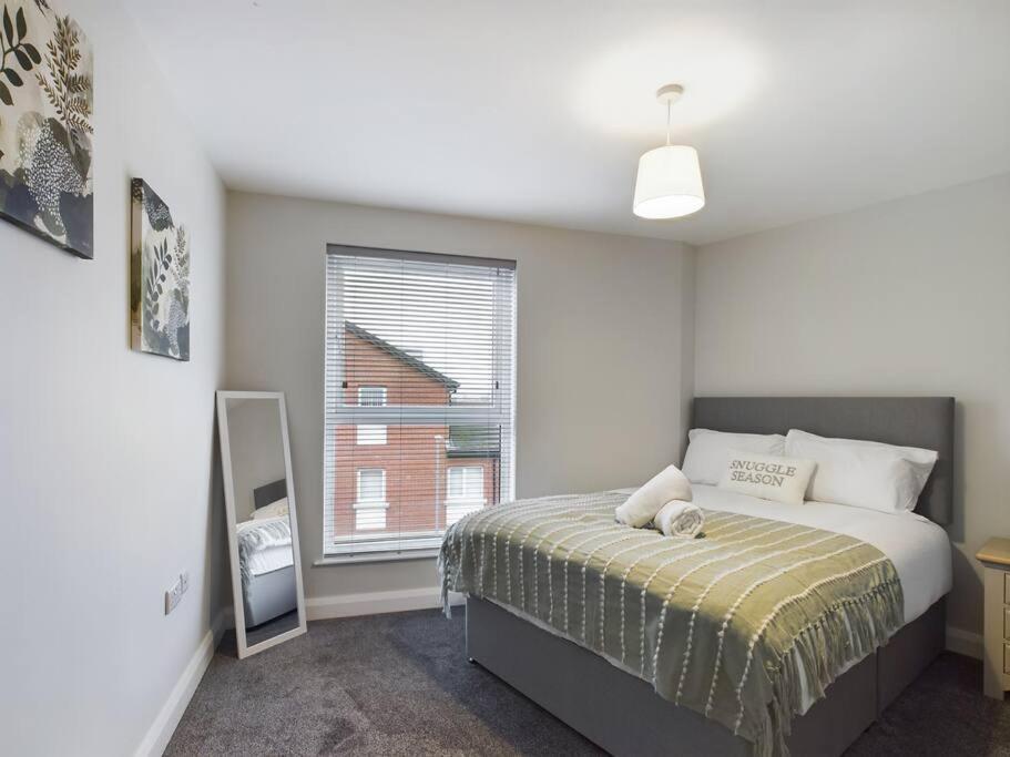 Contemporary 2-bedroom