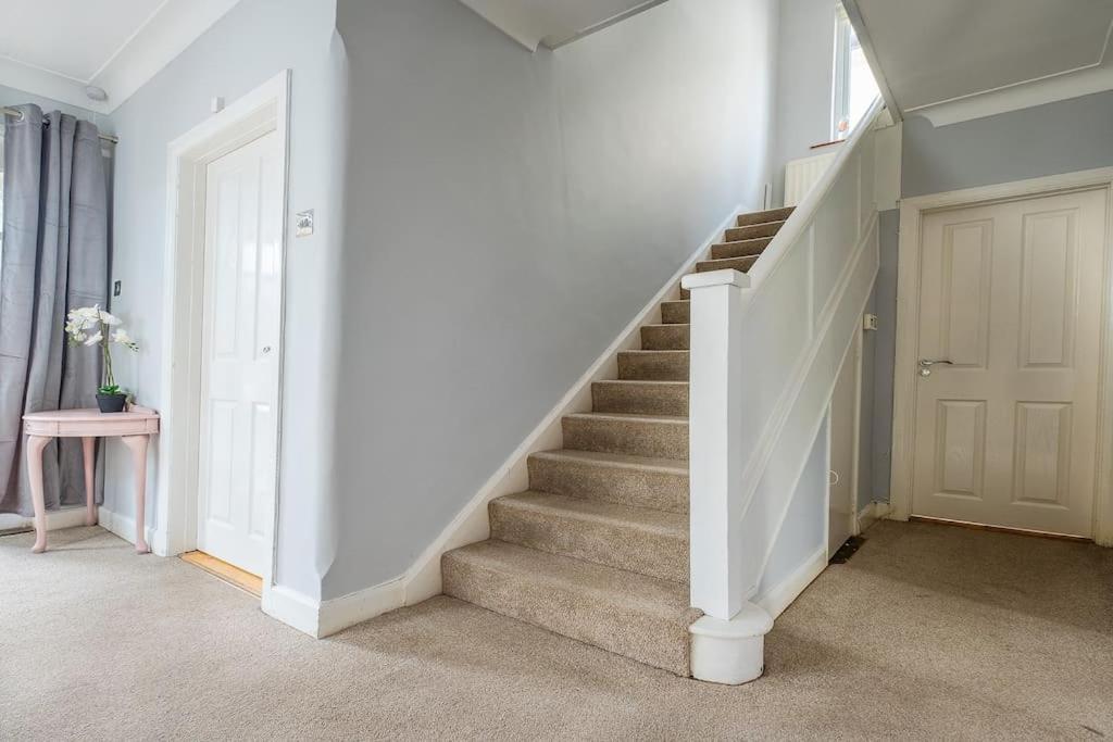 Villa Luxe Malone South Entire House 3bedrooms