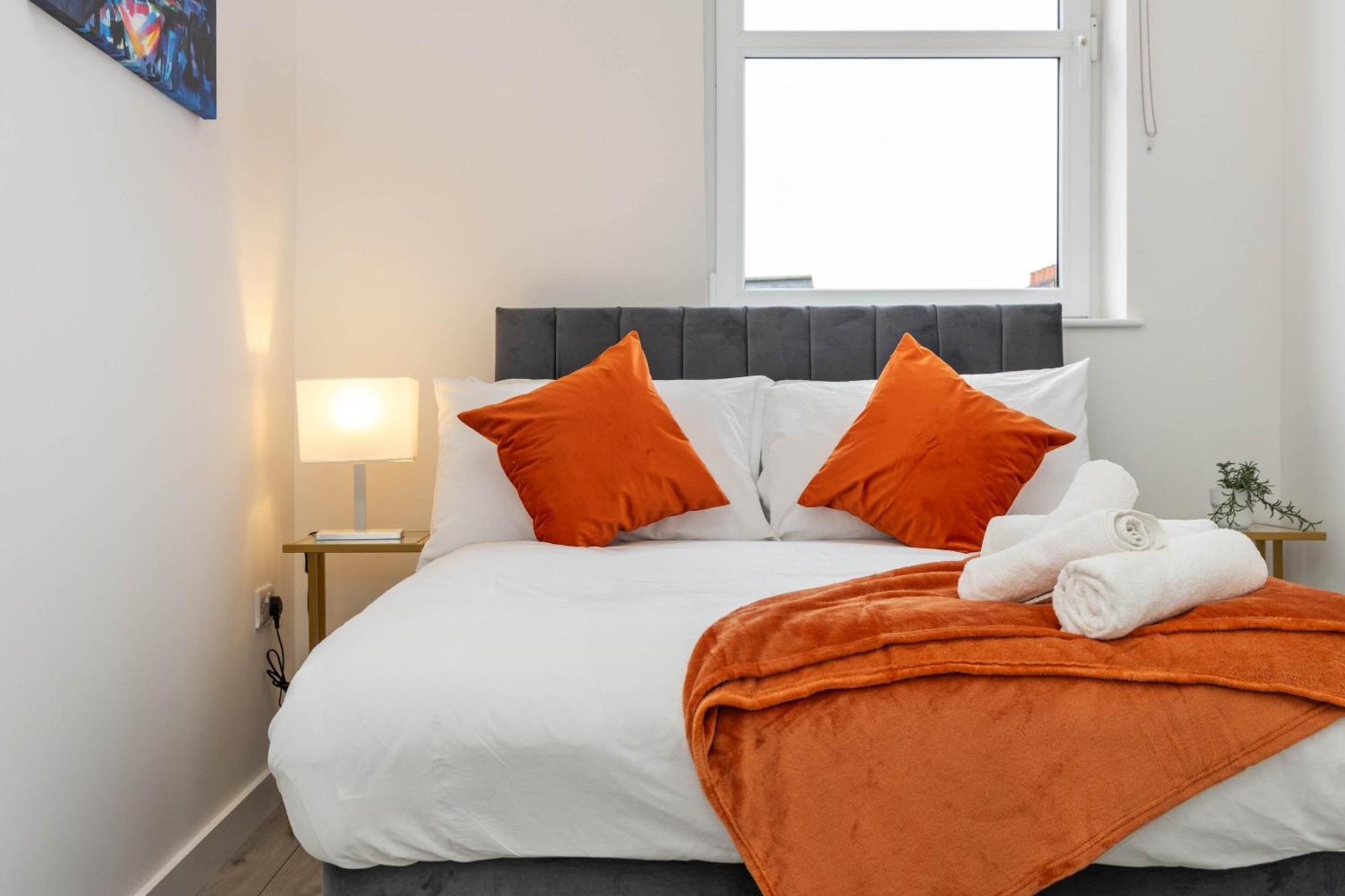 Holiday home Luxury 2 Bedroom Penthouse In East Village - Walk To Centre, Roof Terrace