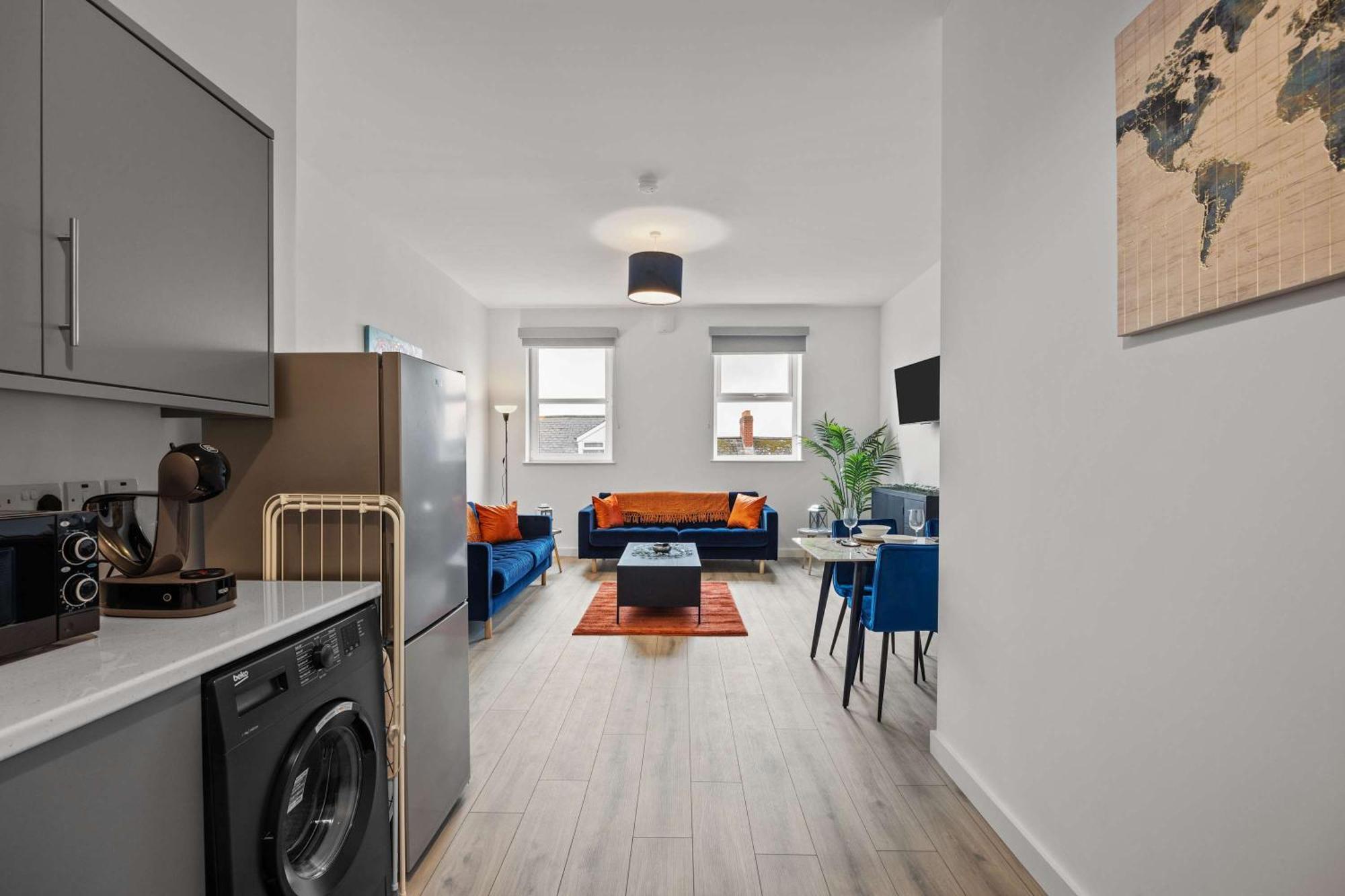 Holiday home Luxury 2 Bedroom Penthouse In East Village - Walk To Centre, Roof Terrace