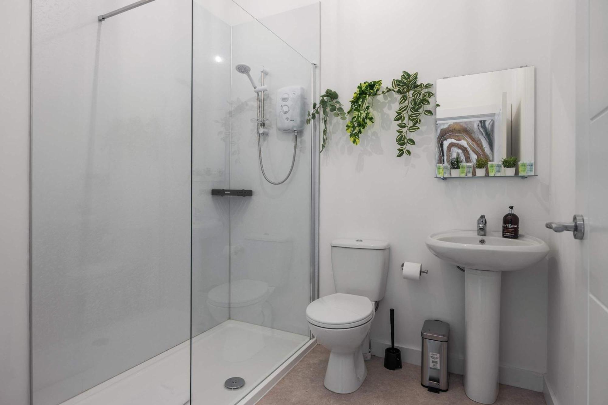 Holiday home Luxury 2 Bedroom Penthouse In East Village - Walk To Centre, Roof Terrace *