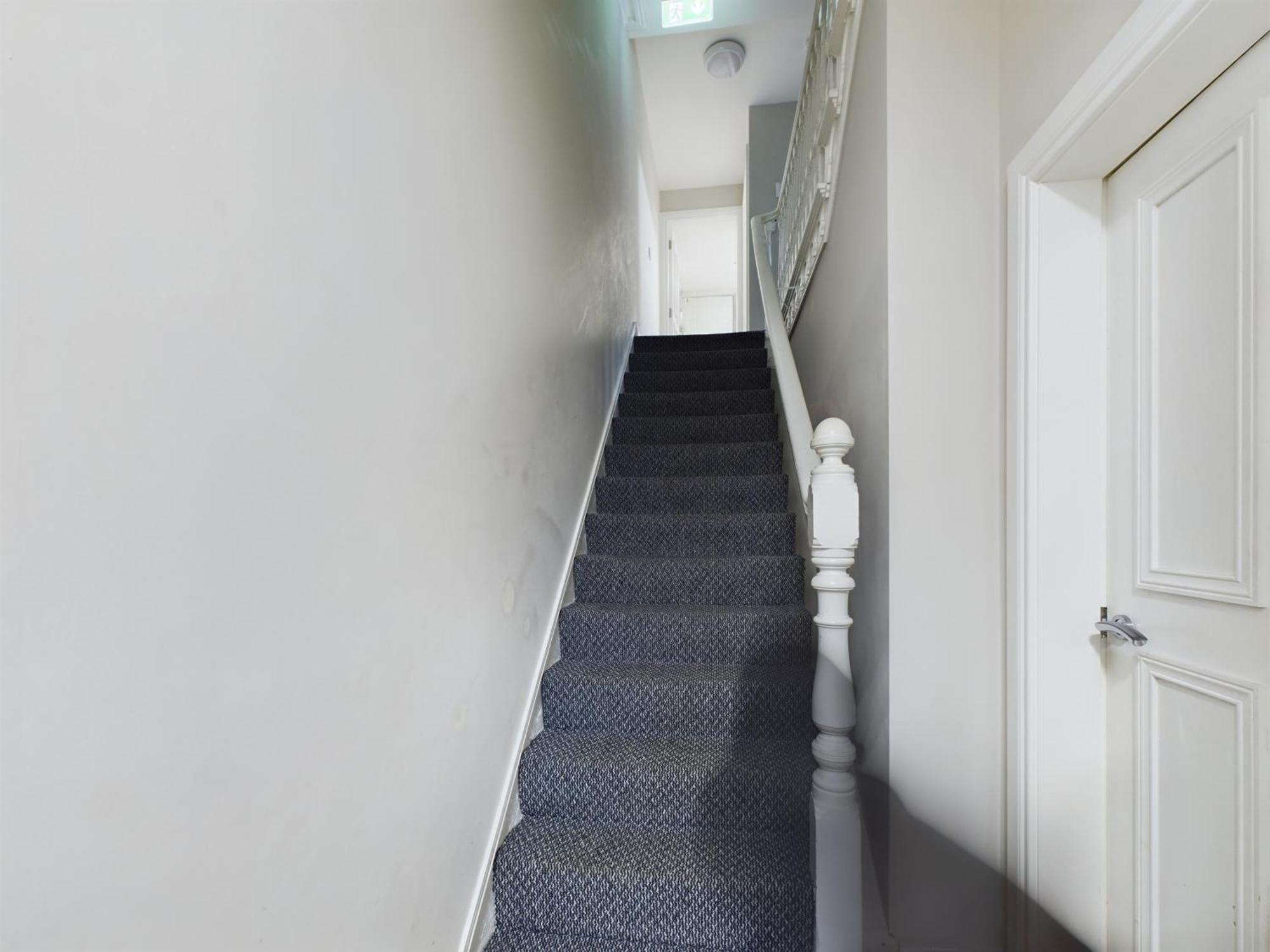 Apartment Luxurious 5 Bedroom Near Centre Belfast