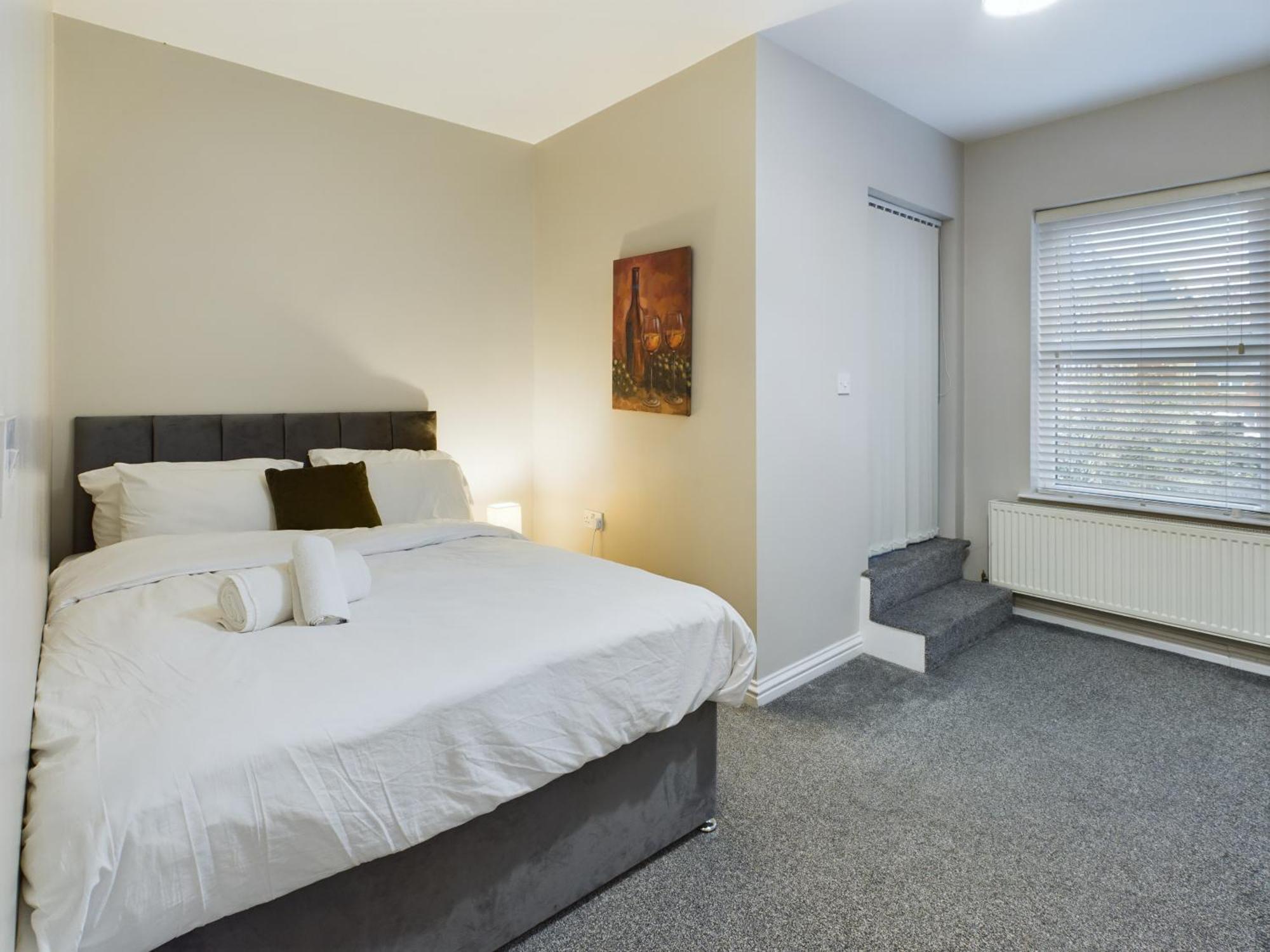 Apartment New! Modern 2br House Just 10 Mins To Centre Belfast