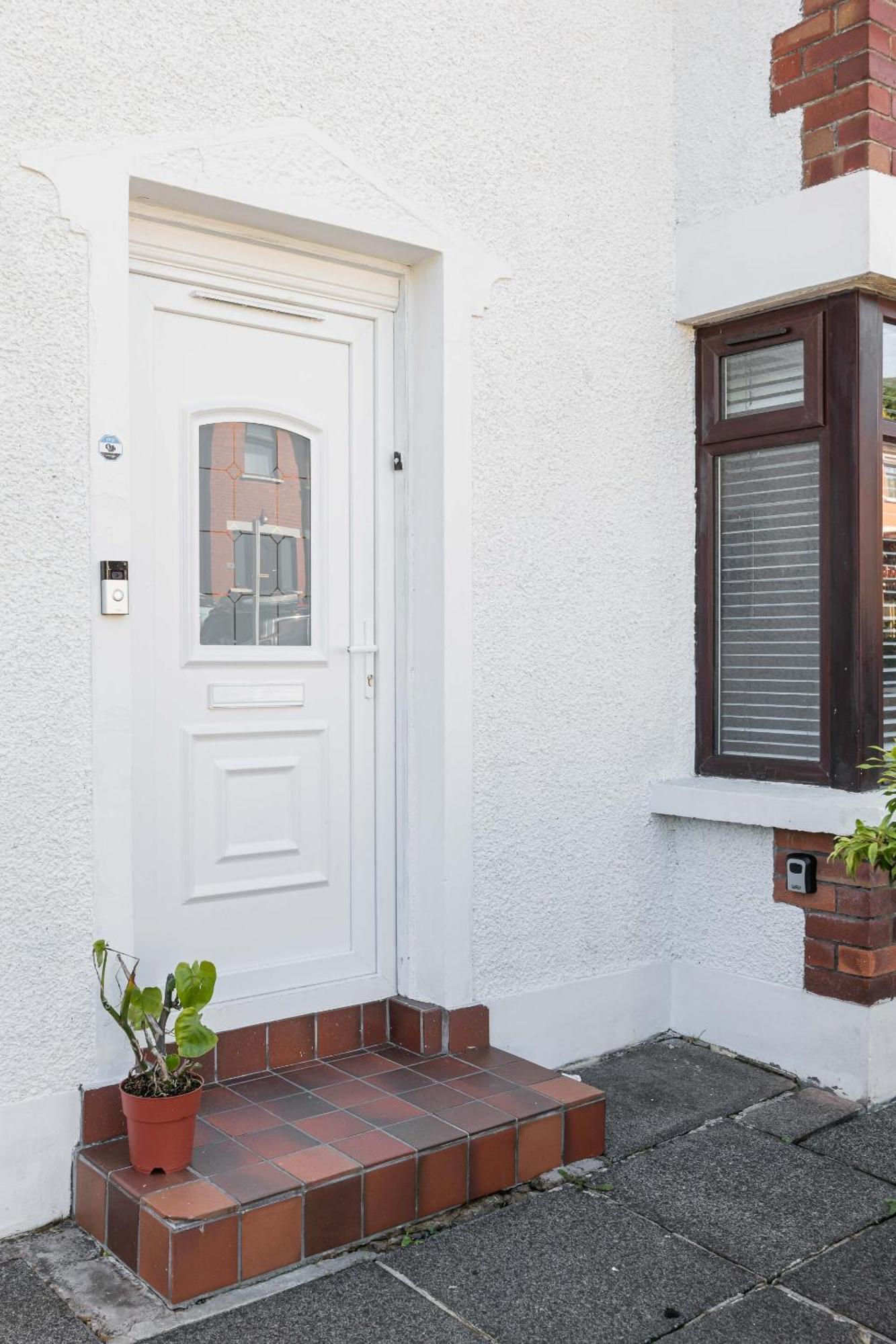 From - 3bed Cavehill Holiday home
