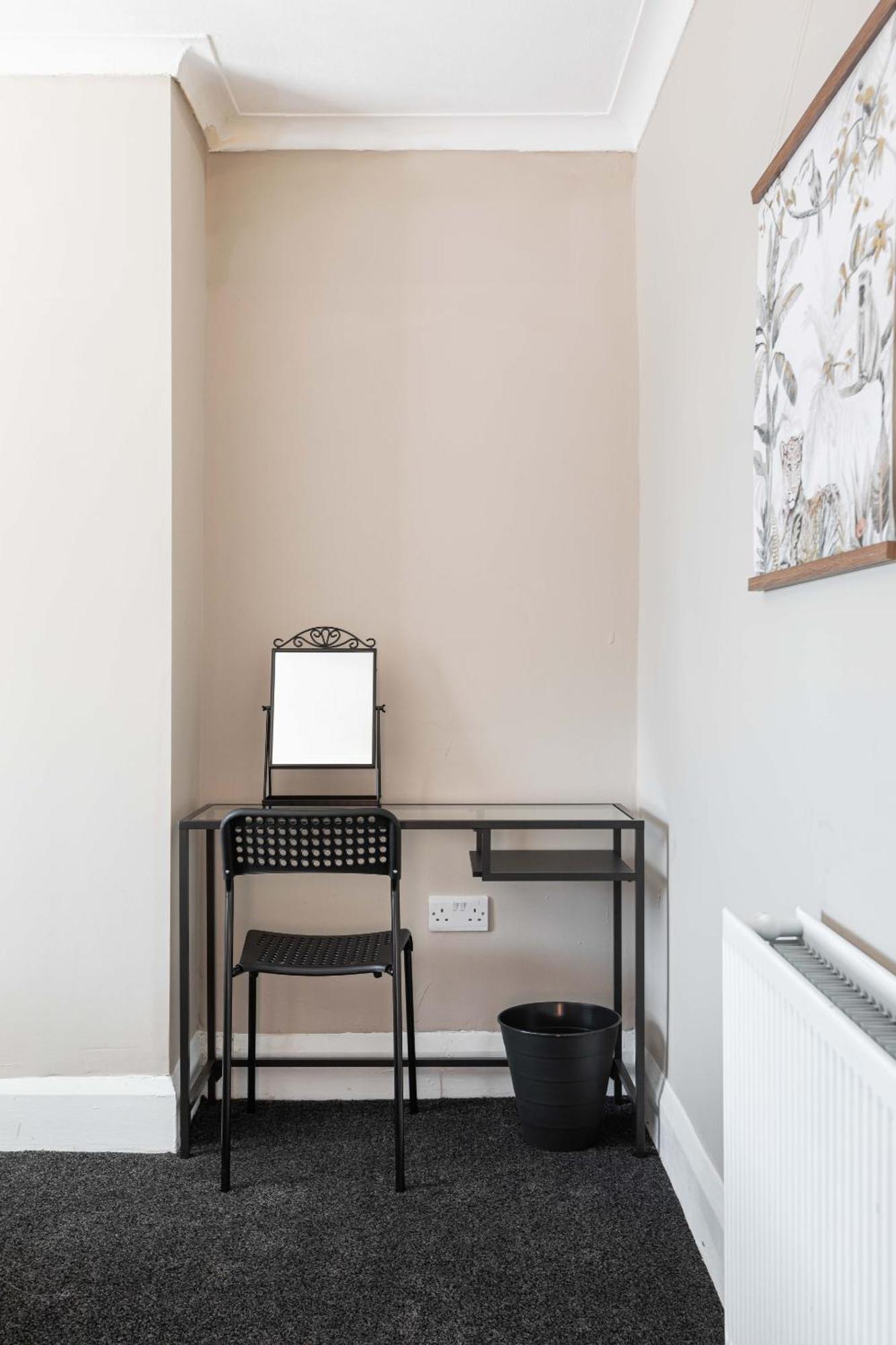 From - 3bed Cavehill Holiday home *
