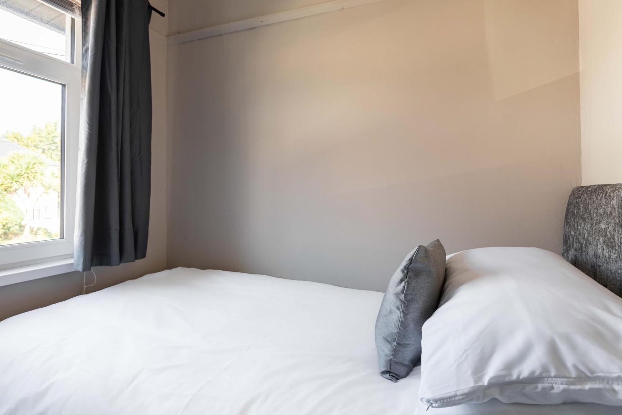From - 3bed Cavehill Holiday home Belfast