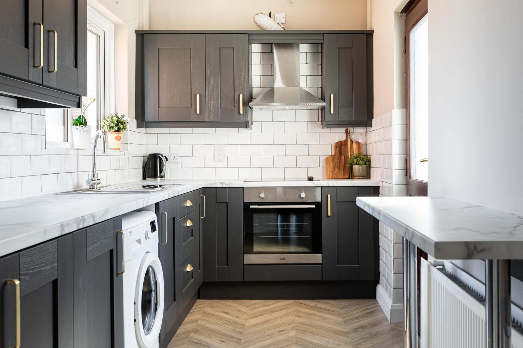 From - 3bed Cavehill Holiday home *
