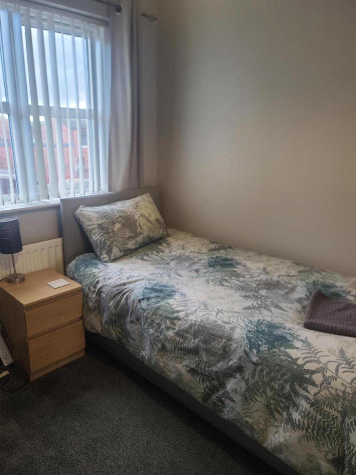 Edenderry Town House Homestay Belfast