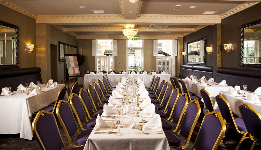 Dukes At Queens Hotel
